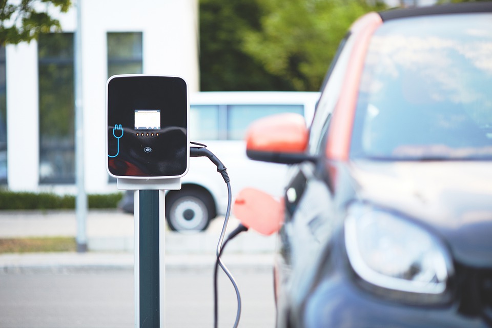 新能源电动汽车是如何充电的？